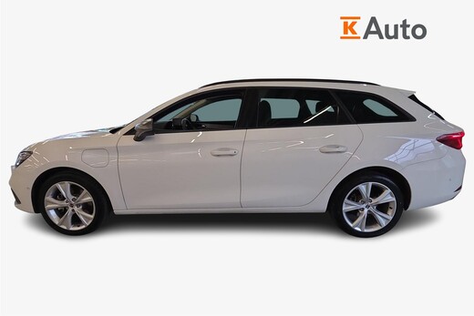 SEAT Leon Sportstourer vaihtoauto