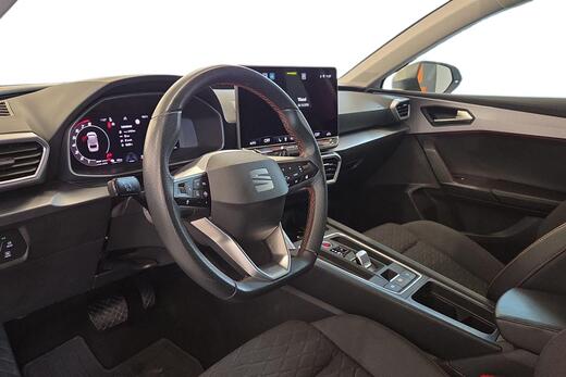 SEAT Leon Sportstourer vaihtoauto