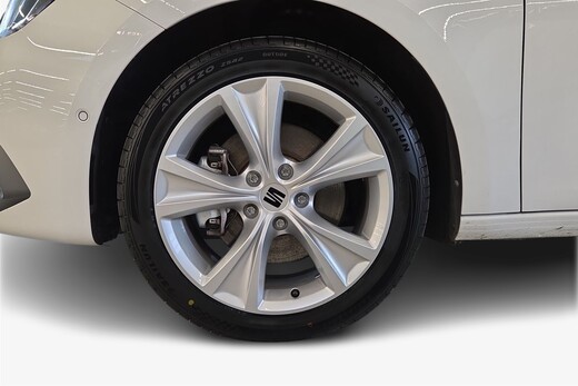 SEAT Leon Sportstourer vaihtoauto