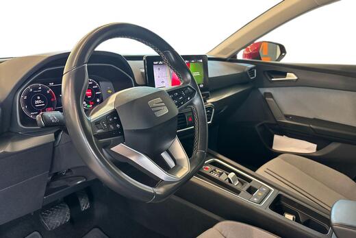 SEAT Leon Sportstourer vaihtoauto