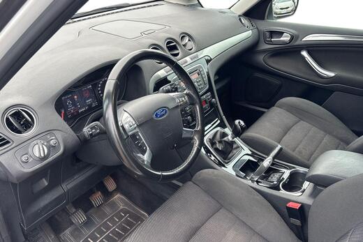Ford S-MAX vaihtoauto