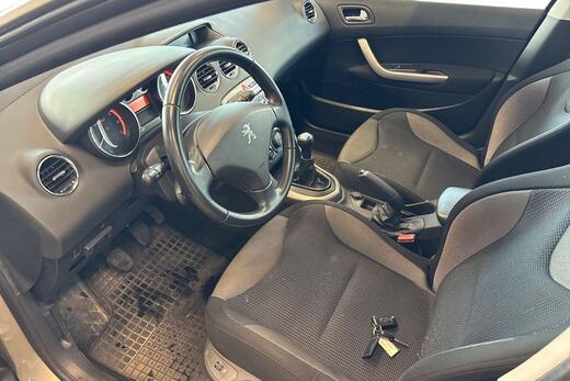 Peugeot 308 vaihtoauto
