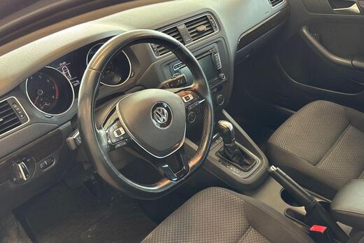 Volkswagen Jetta vaihtoauto