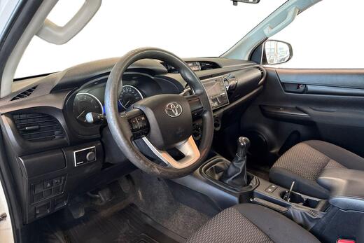 Toyota Hilux vaihtoauto