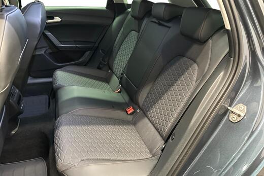 SEAT Leon Sportstourer vaihtoauto