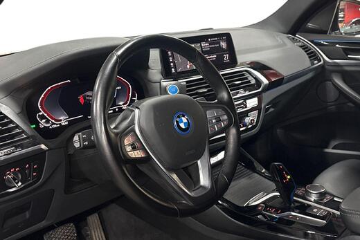 BMW iX3 vaihtoauto