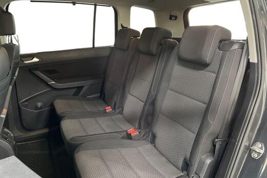 Volkswagen Touran vaihtoauto