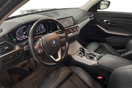 BMW 320 vaihtoauto