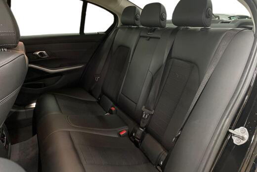 BMW 320 vaihtoauto