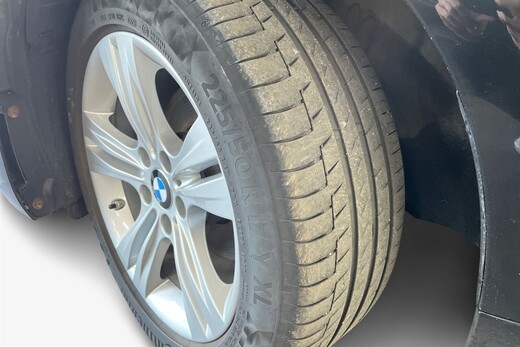 BMW 320 vaihtoauto