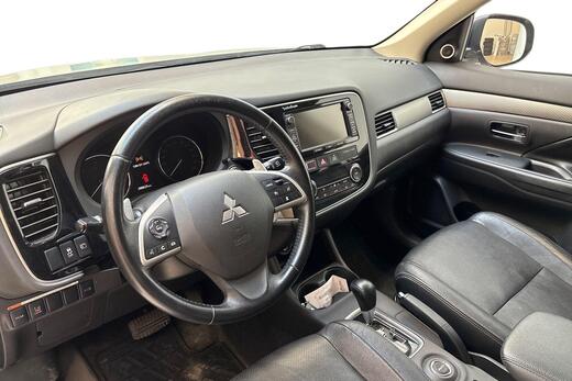 Mitsubishi Outlander vaihtoauto