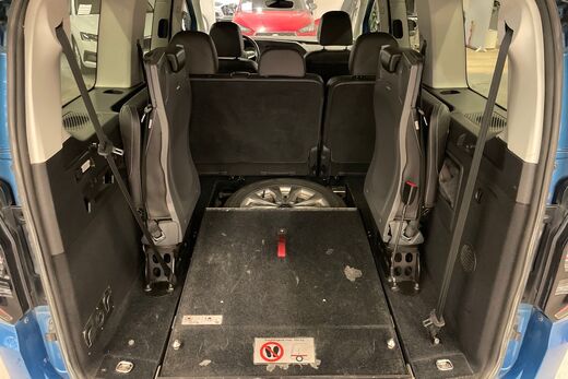 Volkswagen Caddy Maxi vaihtoauto