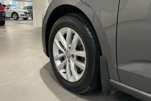 Volkswagen Touran vaihtoauto
