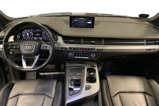 Audi Q7 vaihtoauto