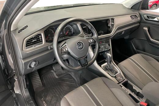 Volkswagen T-Roc vaihtoauto