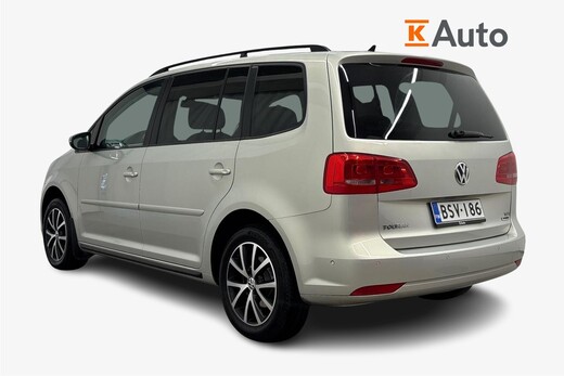Volkswagen Touran vaihtoauto