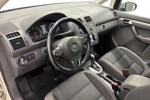 Volkswagen Touran vaihtoauto