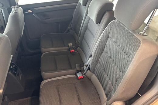Volkswagen Touran vaihtoauto