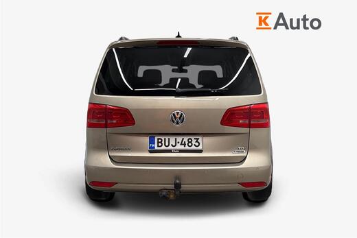 Volkswagen Touran vaihtoauto