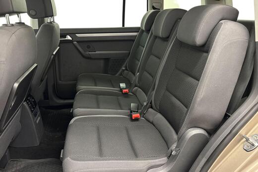 Volkswagen Touran vaihtoauto