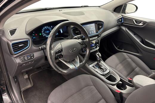 Hyundai IONIQ hybrid vaihtoauto
