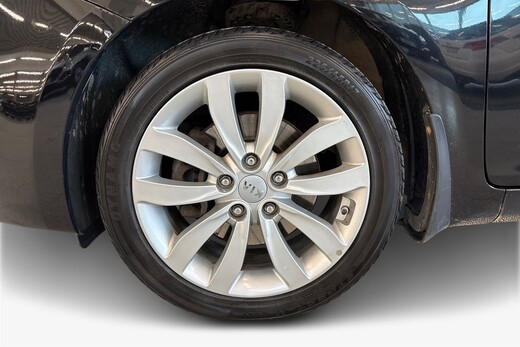 Kia Carens vaihtoauto