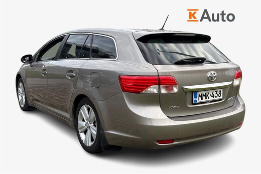 Toyota Avensis vaihtoauto