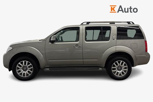 Nissan Pathfinder vaihtoauto