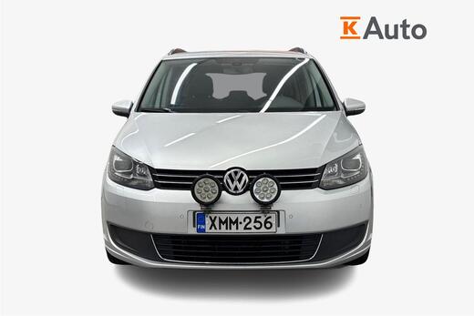 Volkswagen Touran vaihtoauto