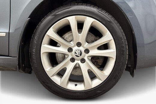 Skoda Superb vaihtoauto