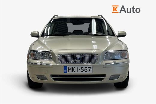 Volvo V70 vaihtoauto