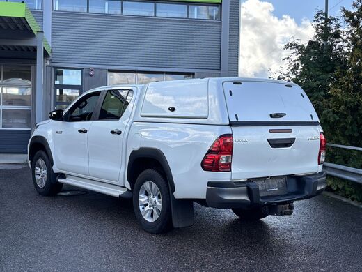 Toyota Hilux vaihtoauto