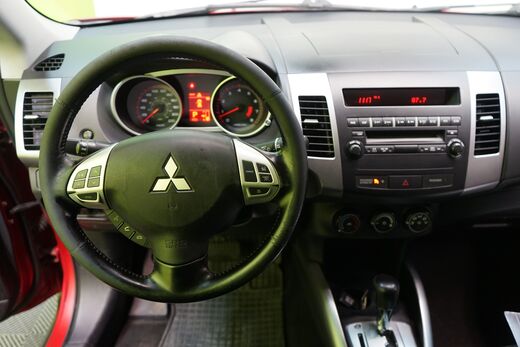 Mitsubishi Outlander vaihtoauto