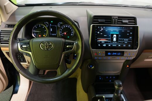 Toyota Land Cruiser vaihtoauto