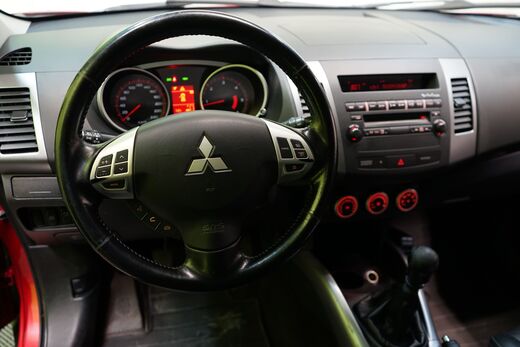 Mitsubishi Outlander vaihtoauto