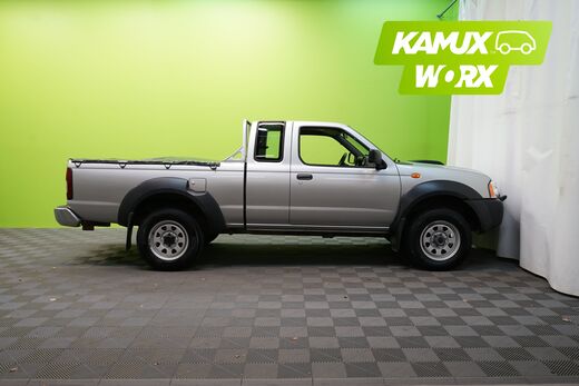 Nissan NP300 vaihtoauto