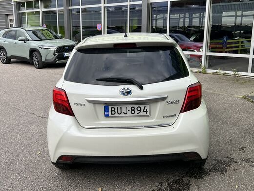 Toyota Yaris vaihtoauto