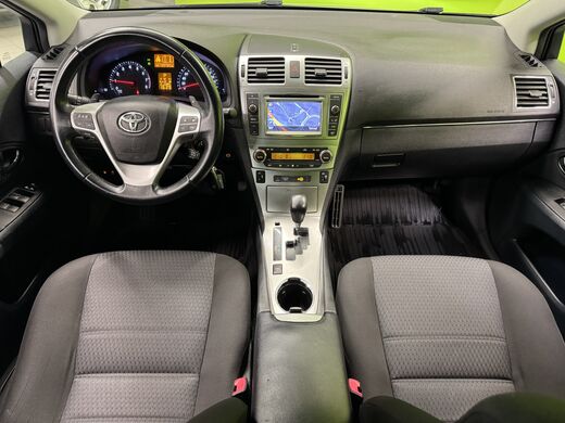 Toyota Avensis vaihtoauto