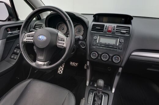 Subaru Forester vaihtoauto