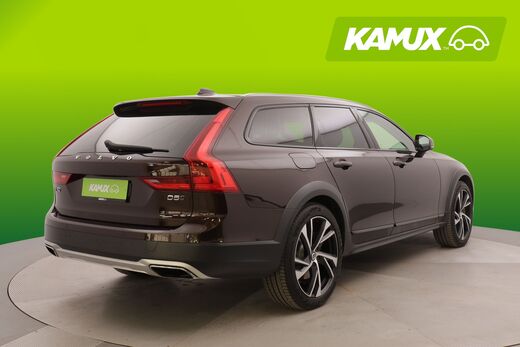 Volvo V90 Cross Country vaihtoauto