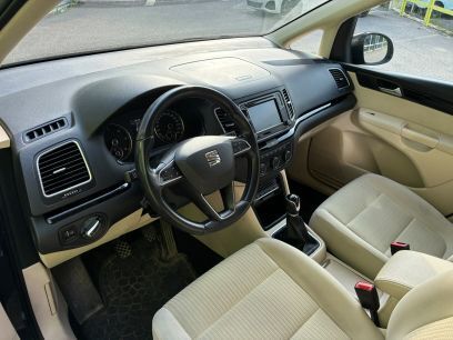 SEAT Alhambra vaihtoauto
