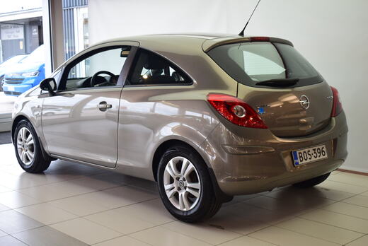 Opel Corsa vaihtoauto