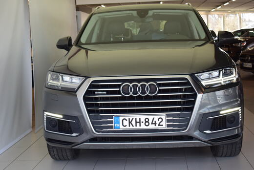 Audi Q7 vaihtoauto