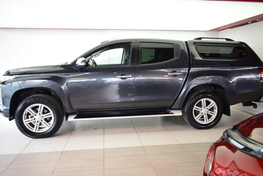 Mitsubishi L200 vaihtoauto