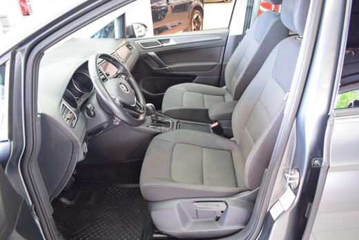 Volkswagen Golf Sportsvan vaihtoauto