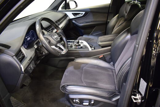Audi Q7 vaihtoauto