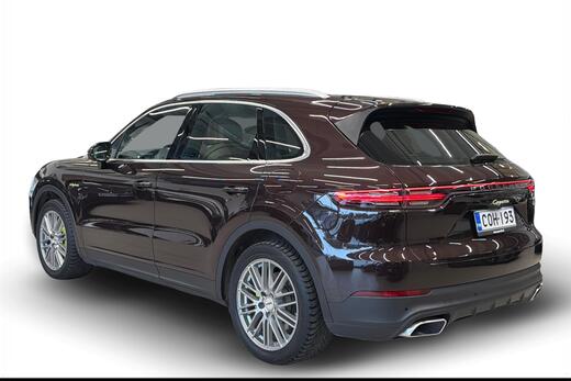 Porsche Cayenne vaihtoauto