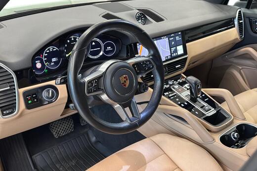 Porsche Cayenne vaihtoauto