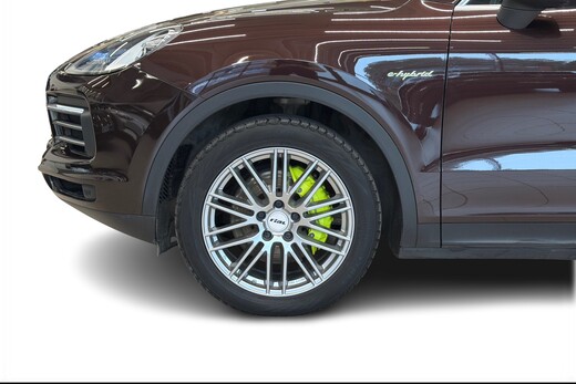 Porsche Cayenne vaihtoauto