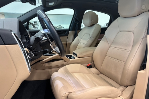 Porsche Cayenne vaihtoauto